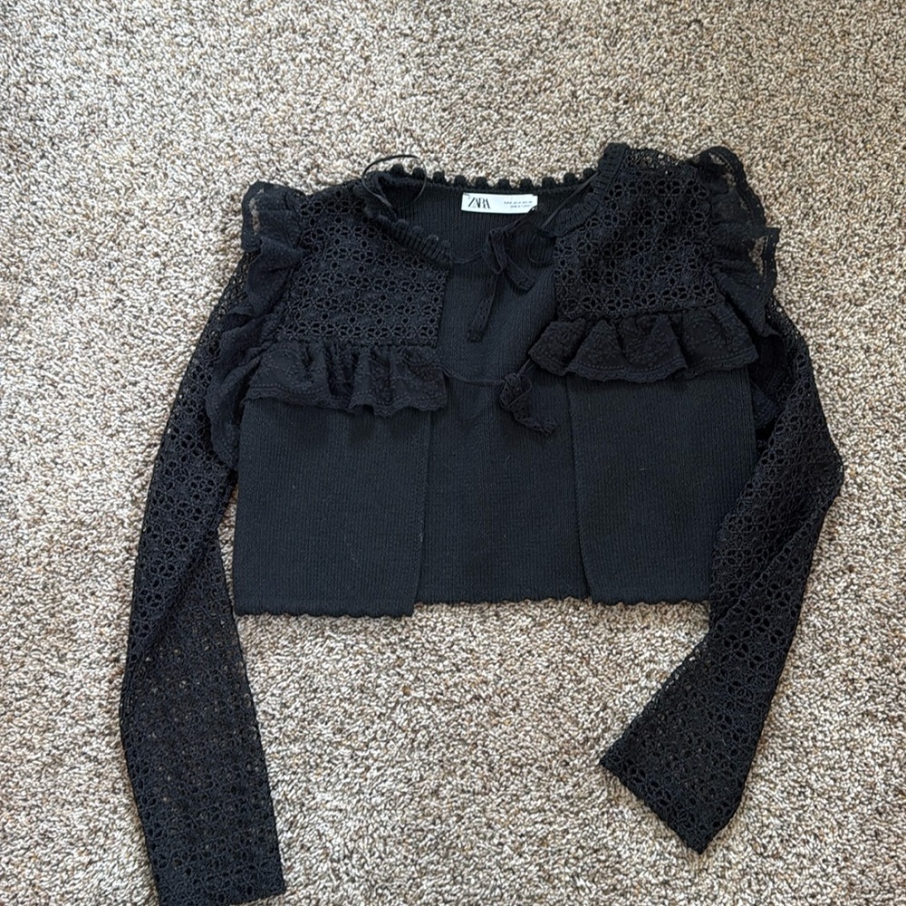 Super cute Zara top